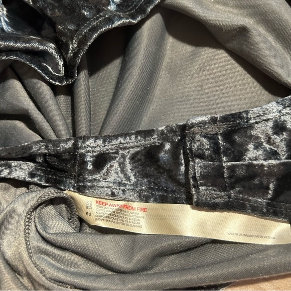 Intimately Free FP~ new ~ Don’t You Wish Velvet Bodysuit in Sunflower Seed ~XL - Picture 6 of 15